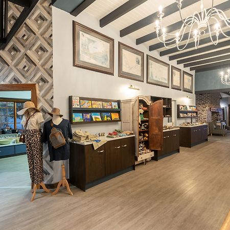 Gondwana Etosha Safari Lodge Окаукуэджо Экстерьер фото