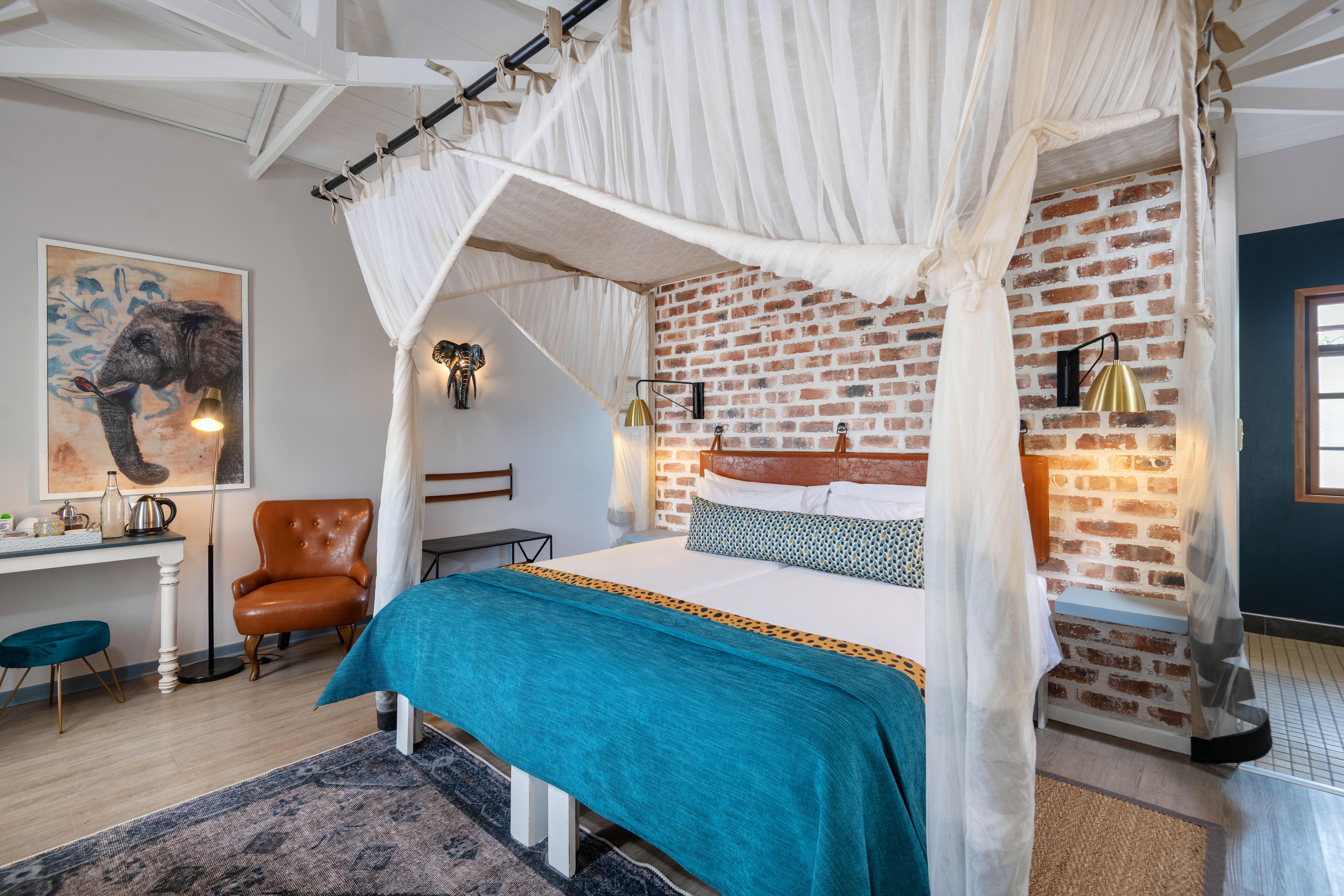 Gondwana Etosha Safari Lodge Окаукуэджо Экстерьер фото