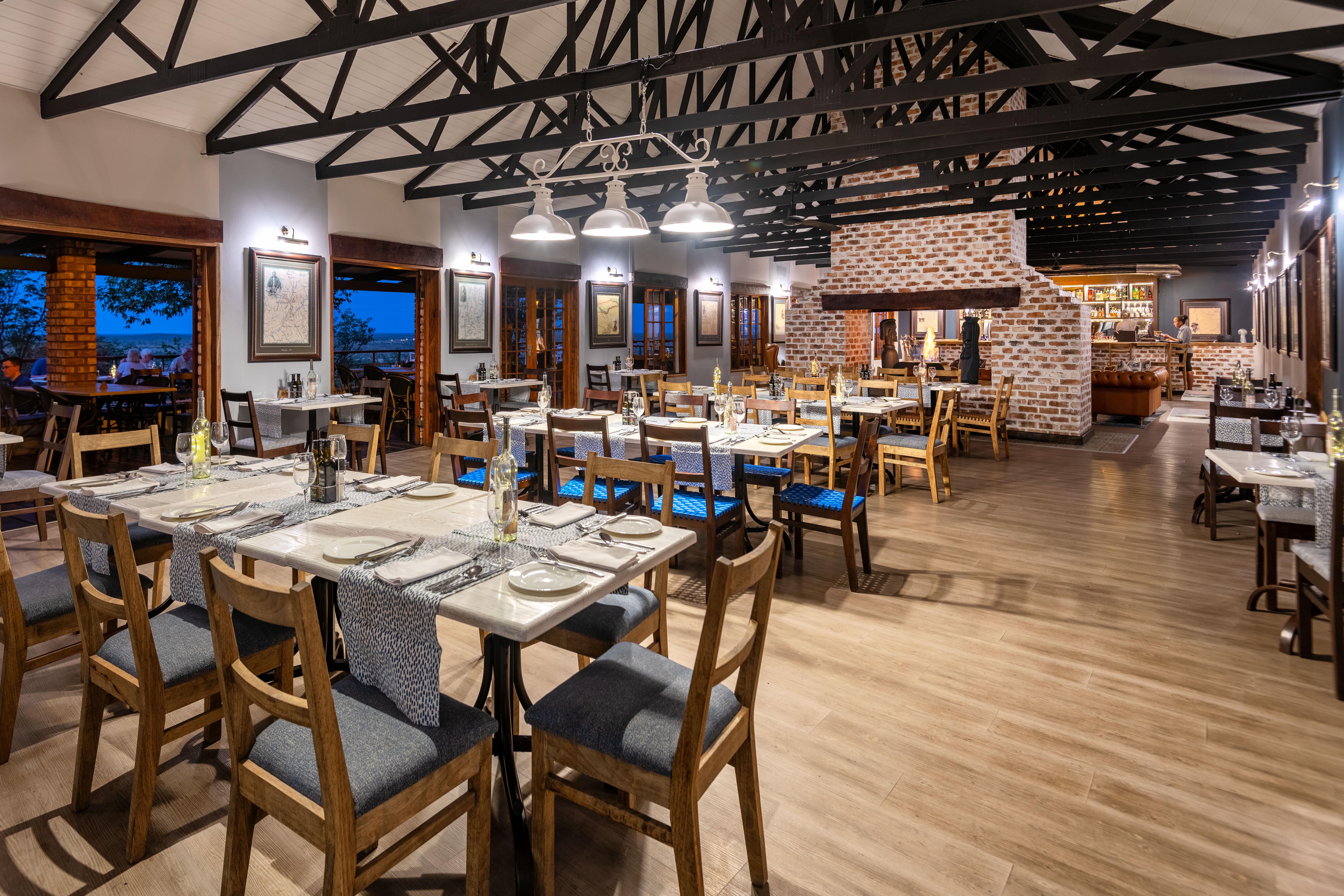 Gondwana Etosha Safari Lodge Окаукуэджо Экстерьер фото