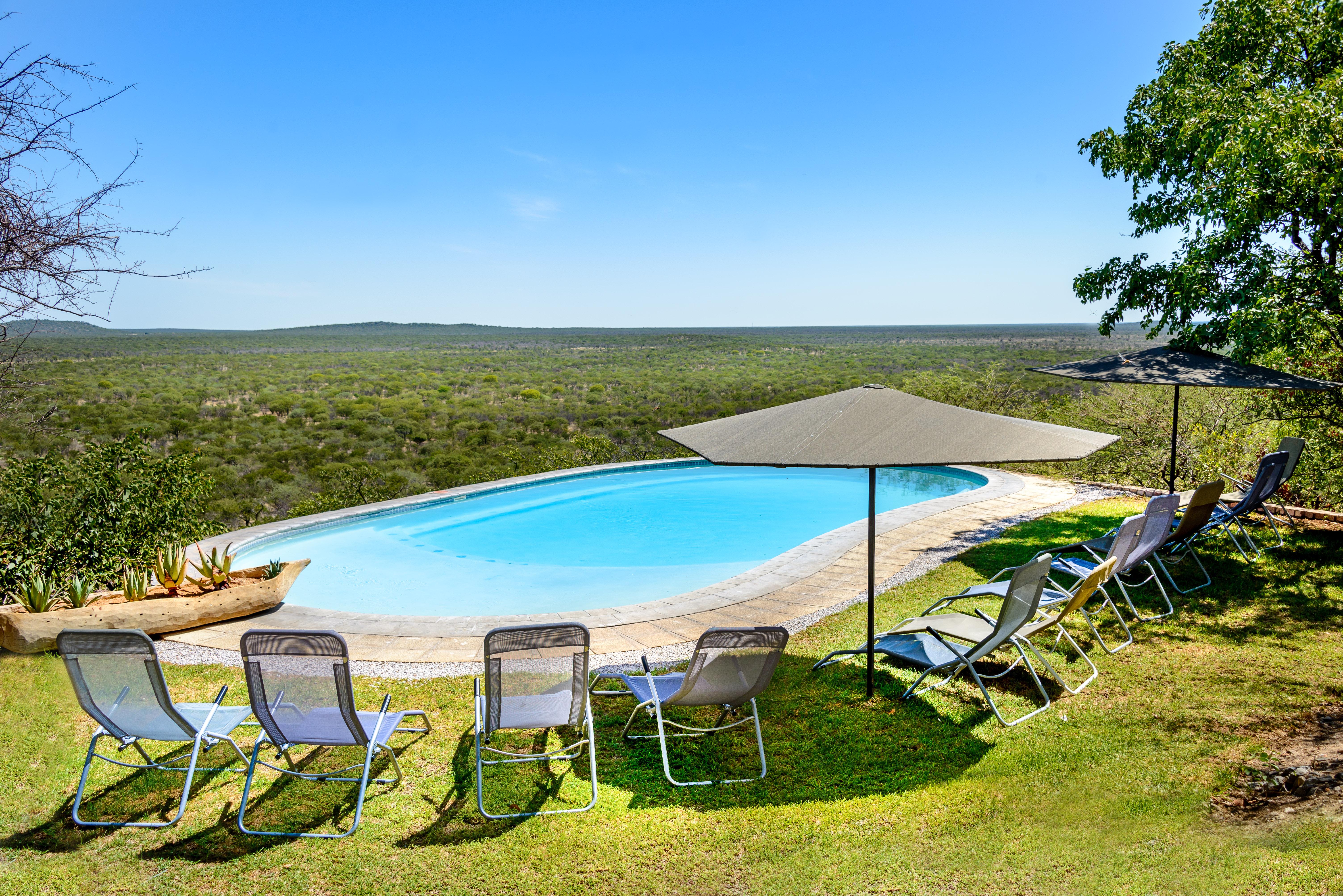 Gondwana Etosha Safari Lodge Окаукуэджо Экстерьер фото