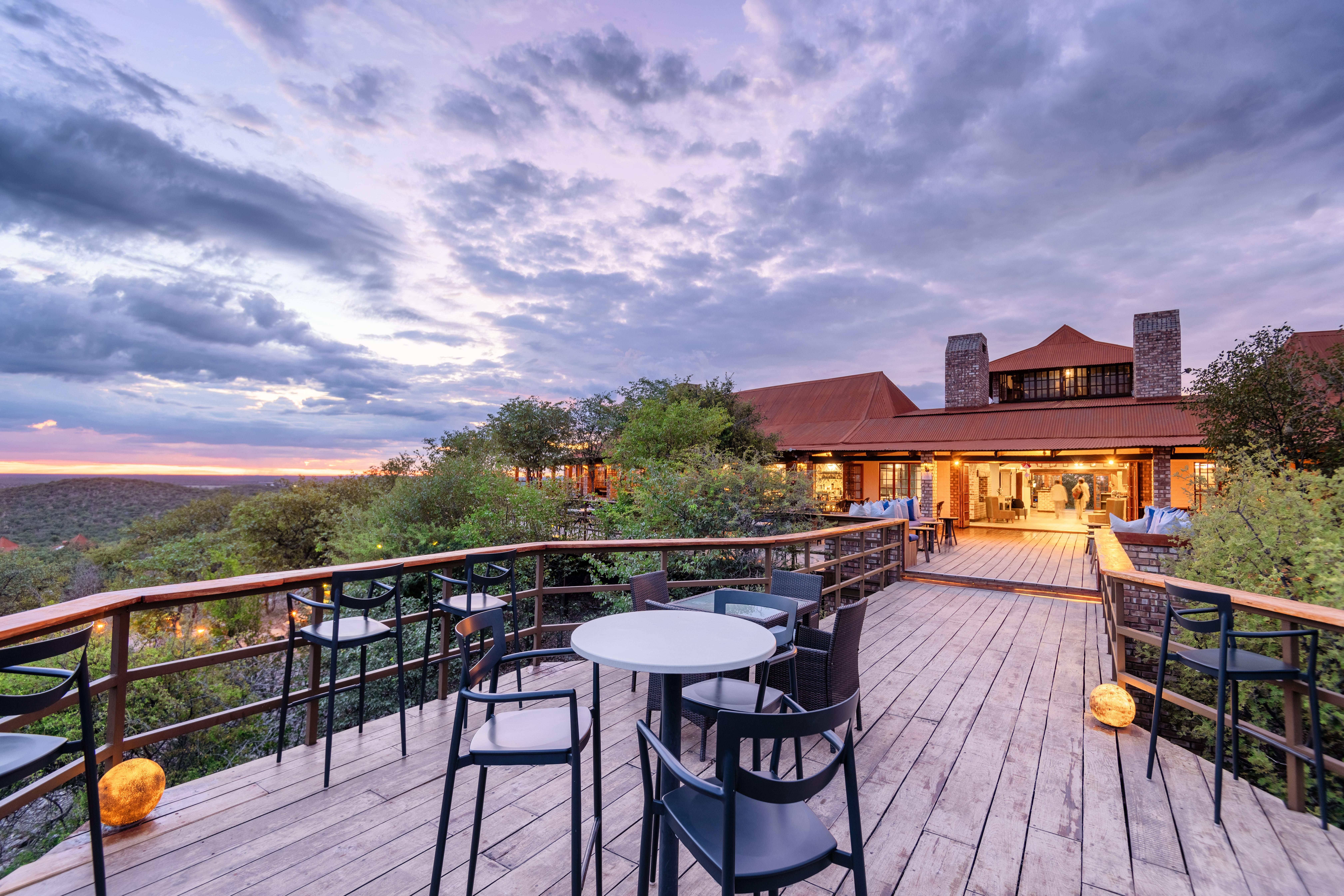 Gondwana Etosha Safari Lodge Окаукуэджо Экстерьер фото