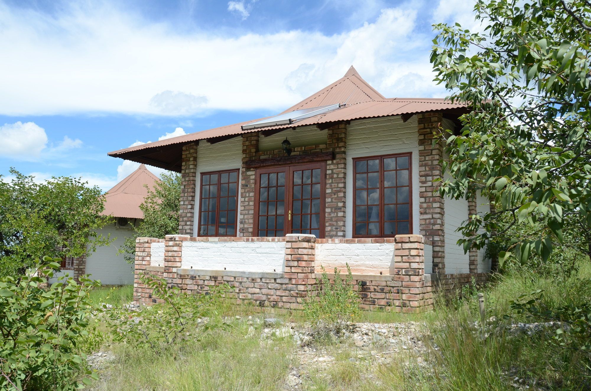 Gondwana Etosha Safari Lodge Окаукуэджо Экстерьер фото