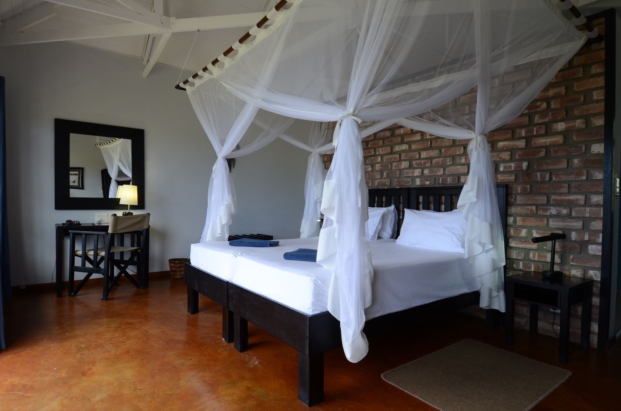 Gondwana Etosha Safari Lodge Окаукуэджо Экстерьер фото